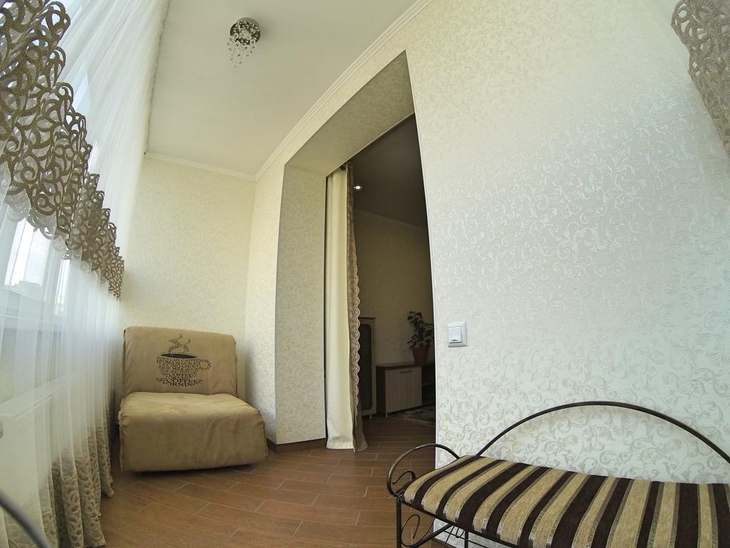 Naberezhnaya Roshen Apartment Vinnytsia Bagian luar foto