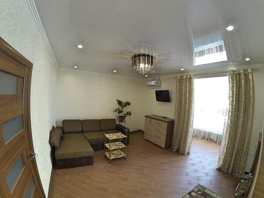 Naberezhnaya Roshen Apartment Vinnytsia Bagian luar foto