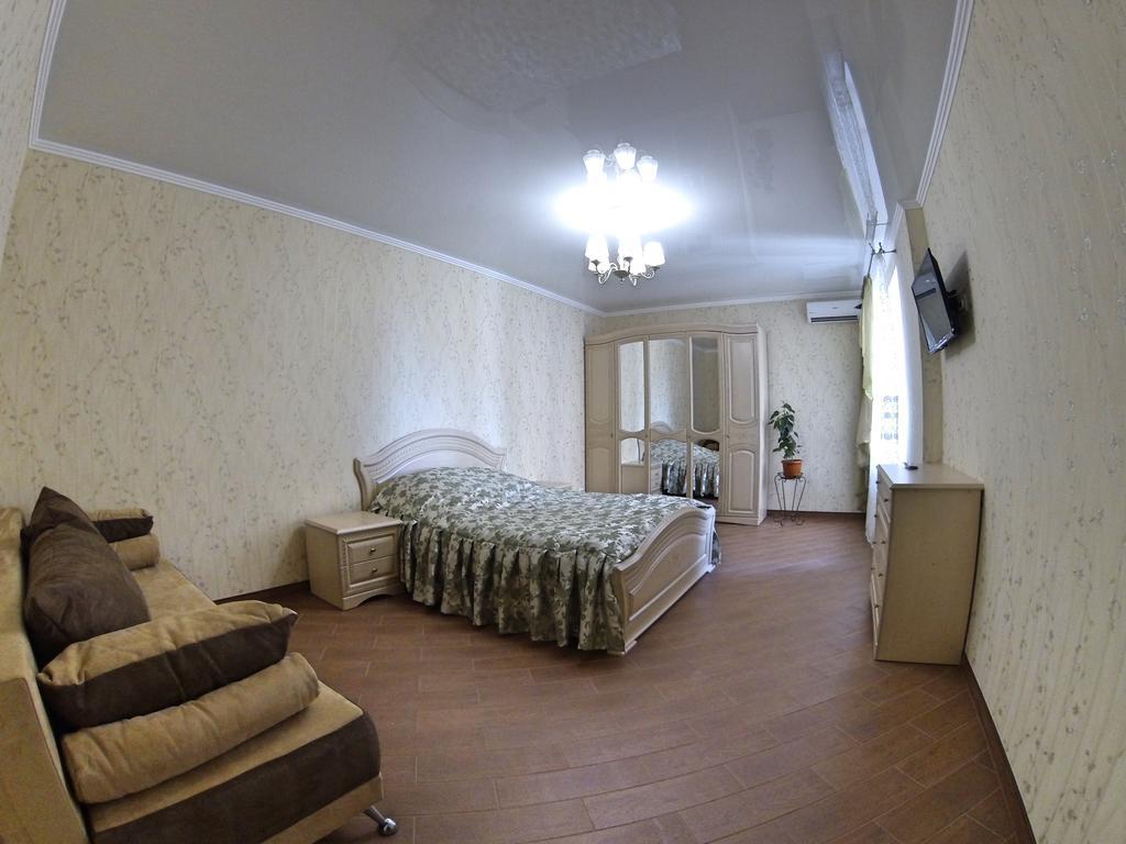 Naberezhnaya Roshen Apartment Vinnytsia Bagian luar foto